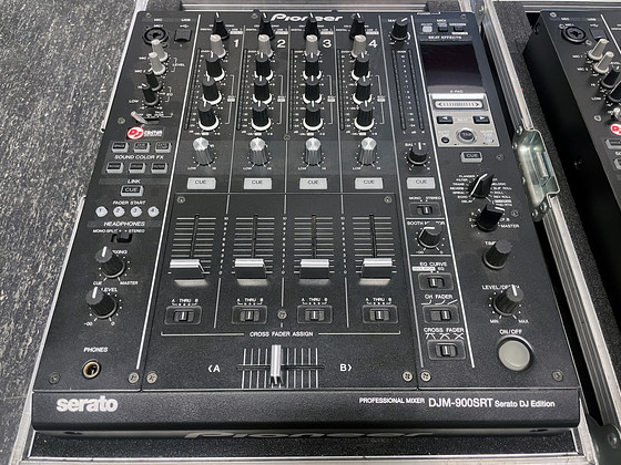 Pioneer DJ DJM-900 SRT
