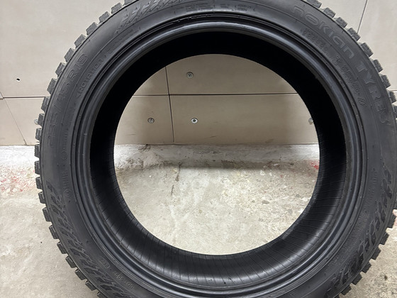 Nokian Hakkapelliita 9