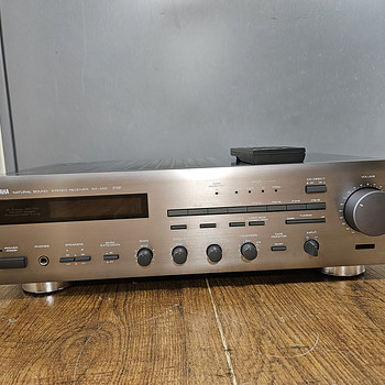 Yamaha RX-450 HiFi Natural Sound stereoressiiver