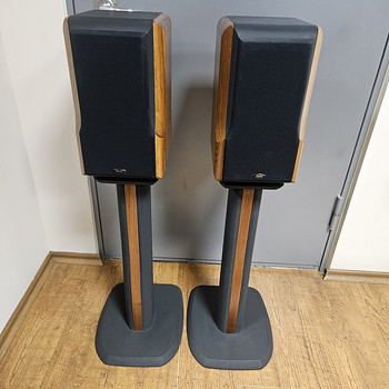 Chario Constellation Lynx High-End kõlari ja Chario jalad
