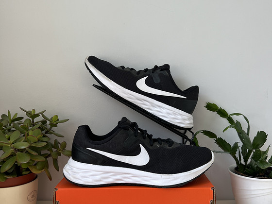 НОВЫЕ ОРИГИНАЛЬНЫЕ КРОССОВКИ NIKE