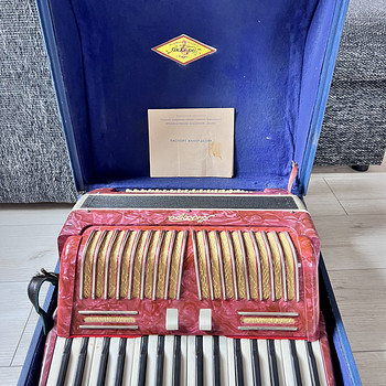 Аккордеон Akkord 34×80-III, 1965, в рабочем состоянии + оригинальный чемодан