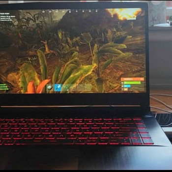 Ноутбук MSI