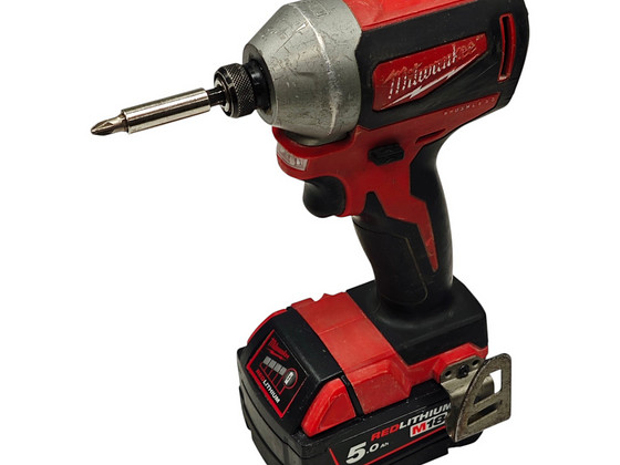 Akutrell Milwaukee M18 CBLID + aku 5.0Ah