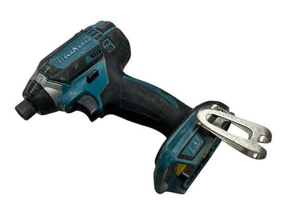 Akulöökkruvikeeraja Makita DTD152Z