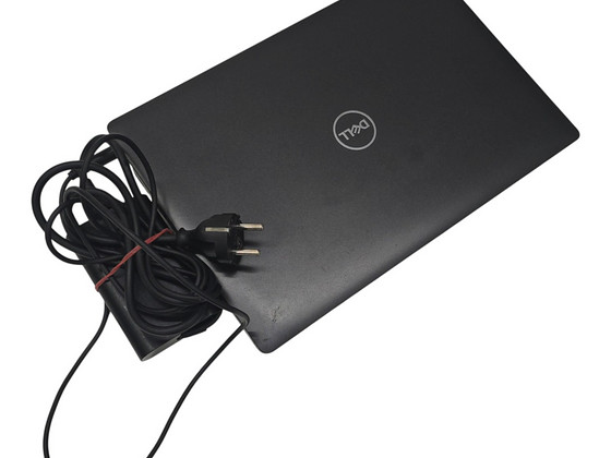 Ноутбук Dell Latitude 5400 + Зарядка