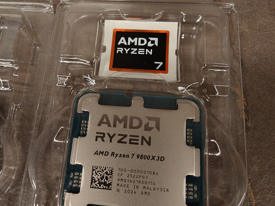 AMD Ryzen 7 9800X3D