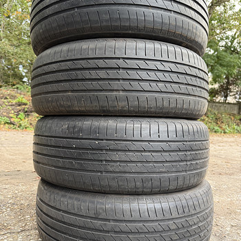 215/60/17 Maxtrek suverehvid dot2023