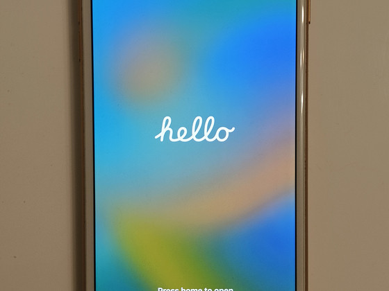 iPhone 8 Plus 64 ГБ
