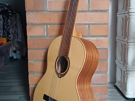 Kvaliteetne LAG Occitania OC70 klassikaline kitarr