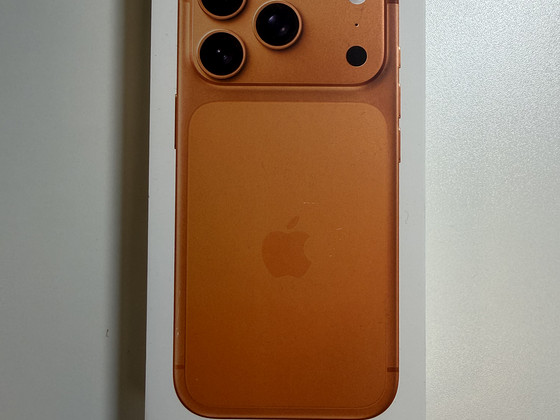 коробка iPhone + НОВЫЙ оригинальный плетёный кабель Type-C