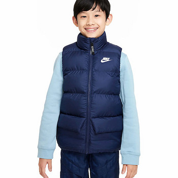 Nike laste puhvvest 147-158/L