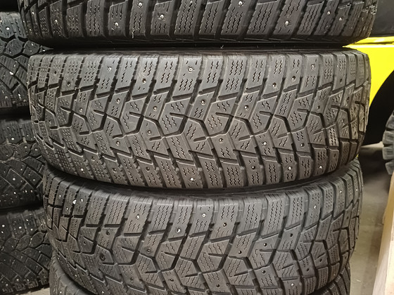 Шипованные шины для фургона Hankook 15"c