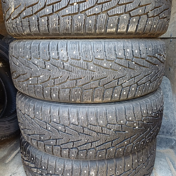 Naelrehvid nokian 17"