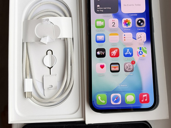 iPhone 16E 128GB Black