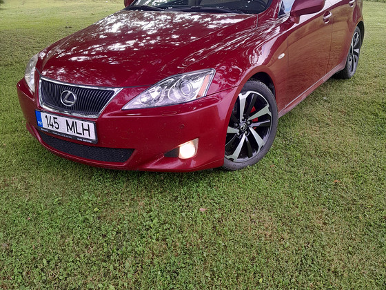 Lexus is 250