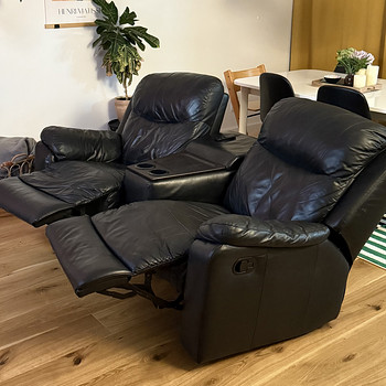 Must Ehtsast nahast recliner-diivan