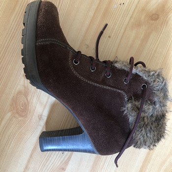 Tamaris karvase äärega talvesaapad nr 41
