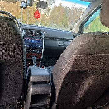 Mercedes benz b180