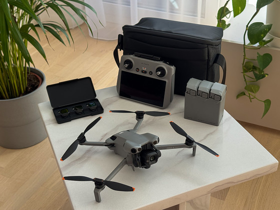 DJI Mini 5 Pro Fly More Combo