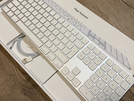 Apple Magic Keyboard