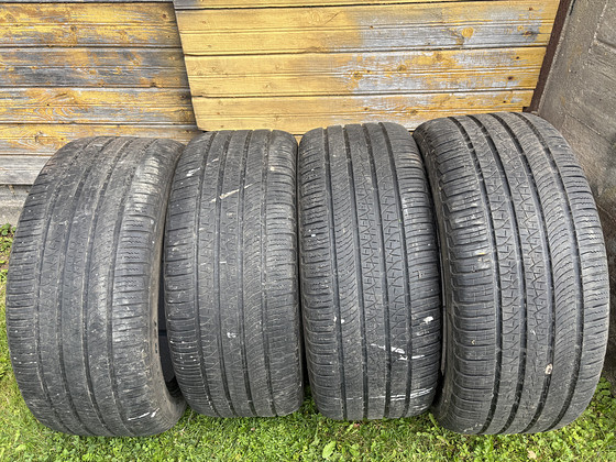 Pirelli Scorpion Zero