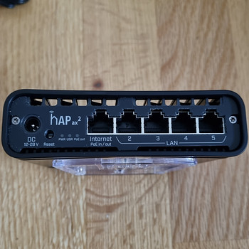 Müüa Mikrotik Wi-Fi ruuter hAP ax2