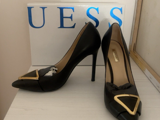 Новые туфли GUESS Flarra, размер 39, чёрные