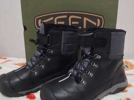 НОВЫЕ зимние сапоги для подростков Keen Kanibou WP, 37