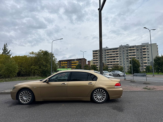 BMW 745i L
