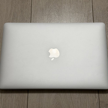 Apple Macbook Pro 13 M1 8/256GB Silver INT v heas korras!