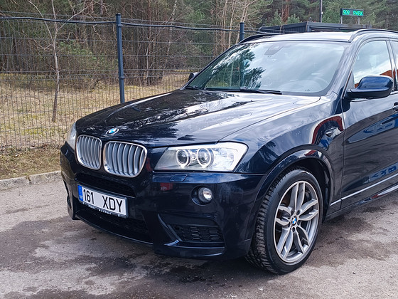BMW X3 F25 Sport M-pakett 3.0 230kW