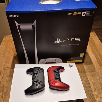 Sony PlayStation 5 Digital Edition (PS5 Digital)