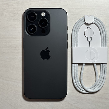 Apple iPhone 15 Pro 128GB Black Titanium nagu uus!