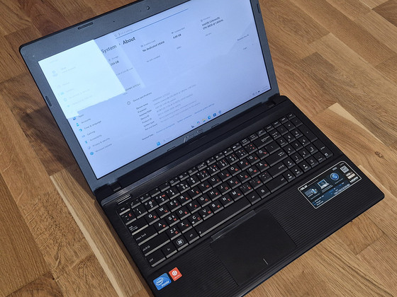 Asus X55A, 15,6'', Intel, 224GB SSD, 4GB RAM, Win11, Office