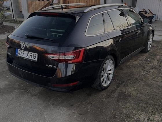 Škoda Superb 2016