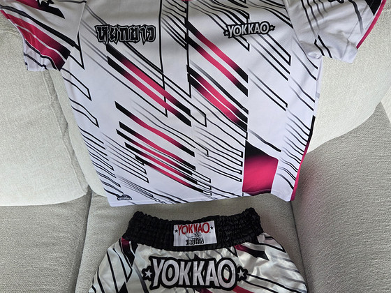YOKKAO Power White Muay Thai set
