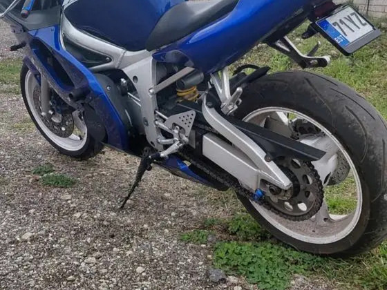 Müüa Yamaha R6