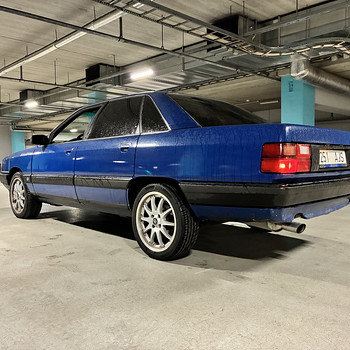 Audi 100 C3 2.3 100 кВт