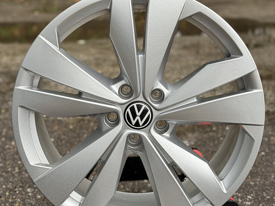 19" оригинальные диски Volkswagen ID4 5x112