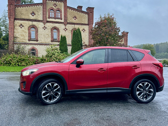 Müüa nelikveoline linnamaastur Mazda CX5