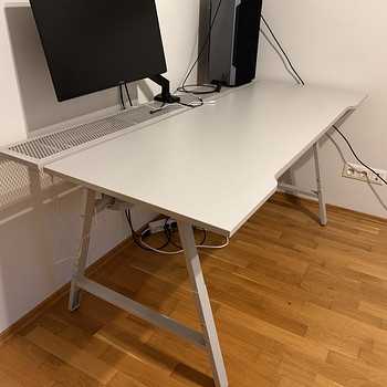 Компьютерный стол Ikea Utespelare