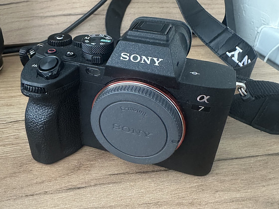 Sony A7 IV