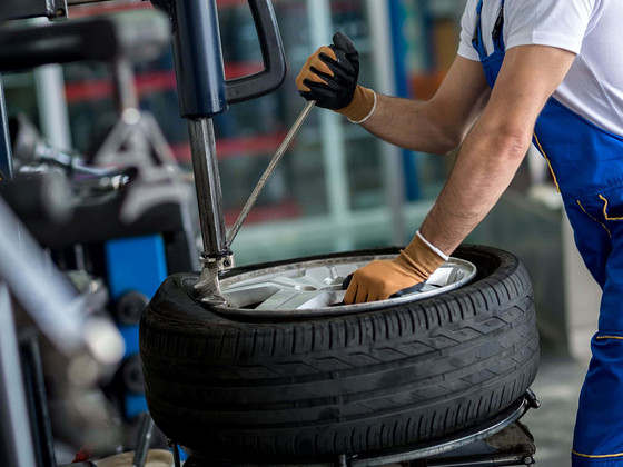Autoteenindus , rehvivahetus Tallinnas