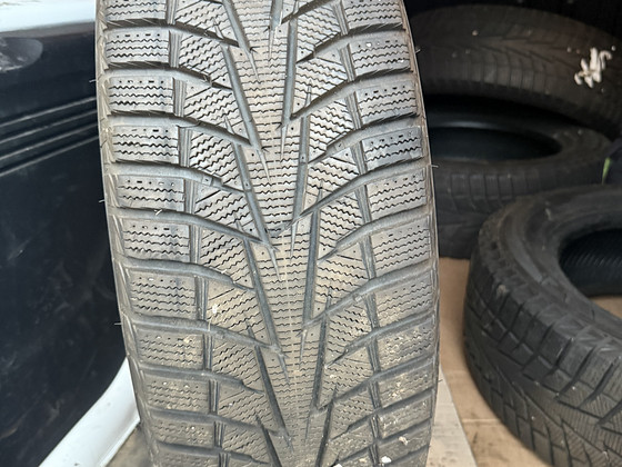 225/60/18 hankook lamellid 8mm
