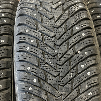 Norrskeni naastrehvid 215/55 R17 – 4 tk / Naastrehvid