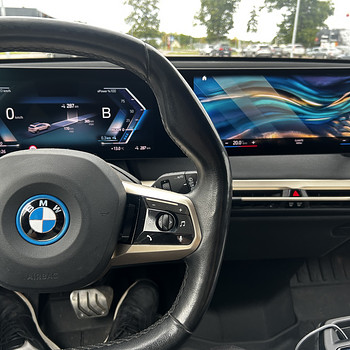 BMW IX XDRIVE40