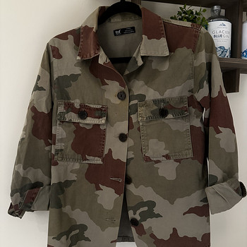 Zara TRF kamuflaažjakk XS/S