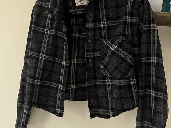Pull&Bear — укороченная рубашка в клетку XS