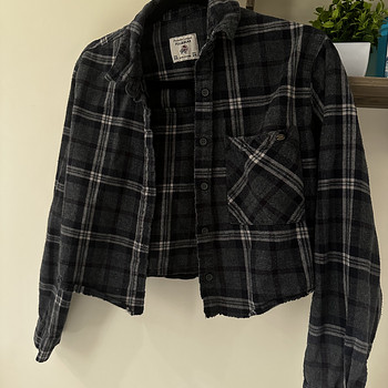 Pull&Bear — lühike ruuduline särk XS